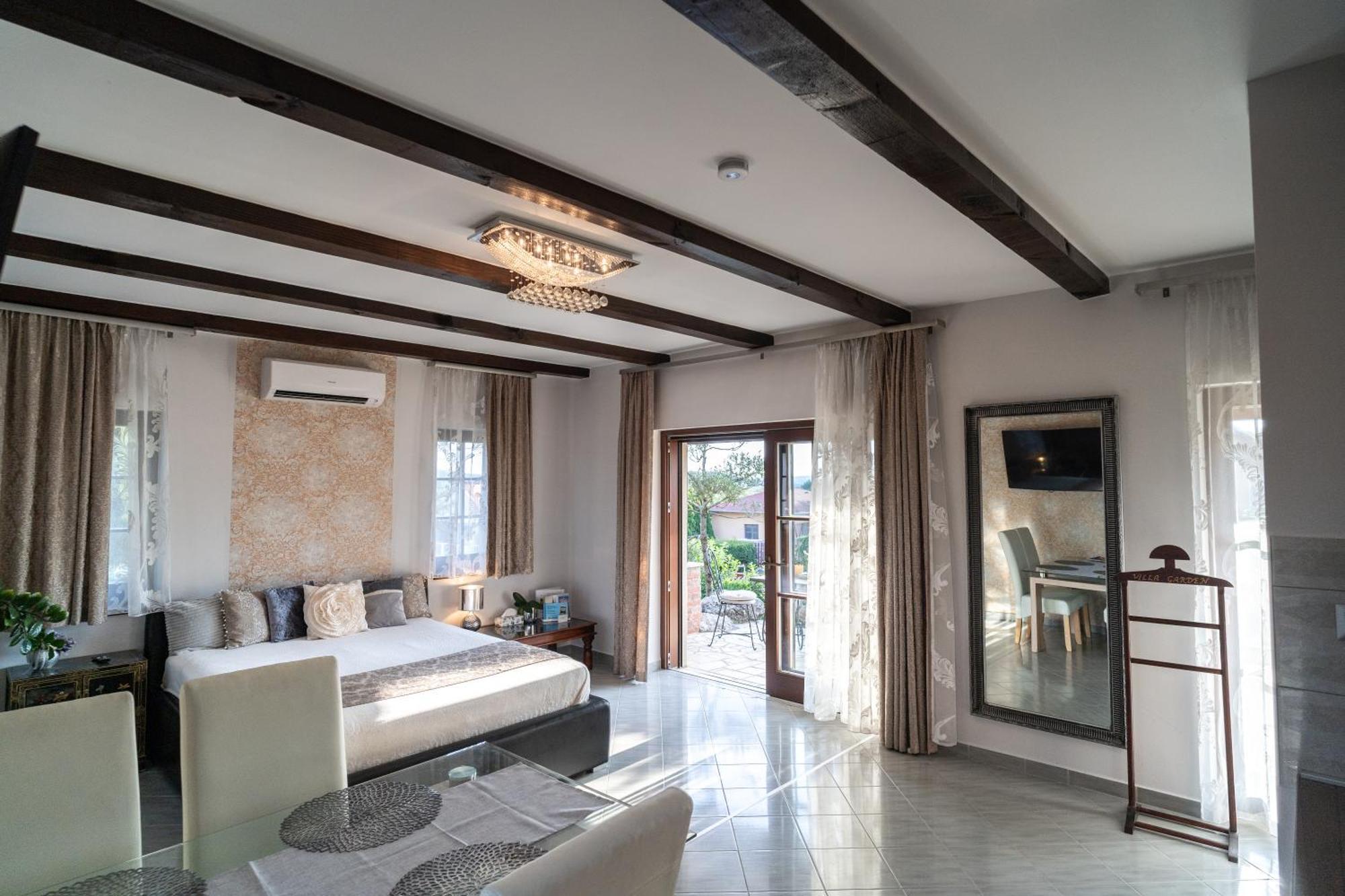 Villa Garden Zalaegerszeg Εξωτερικό φωτογραφία